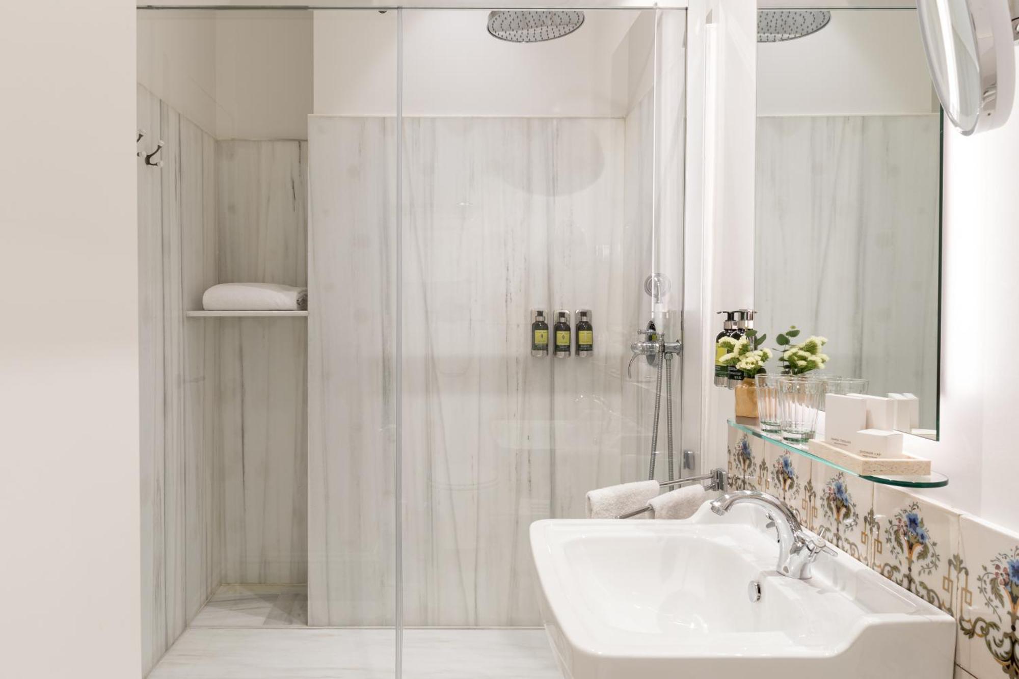 Hotel Tayko Sevilla Dış mekan fotoğraf